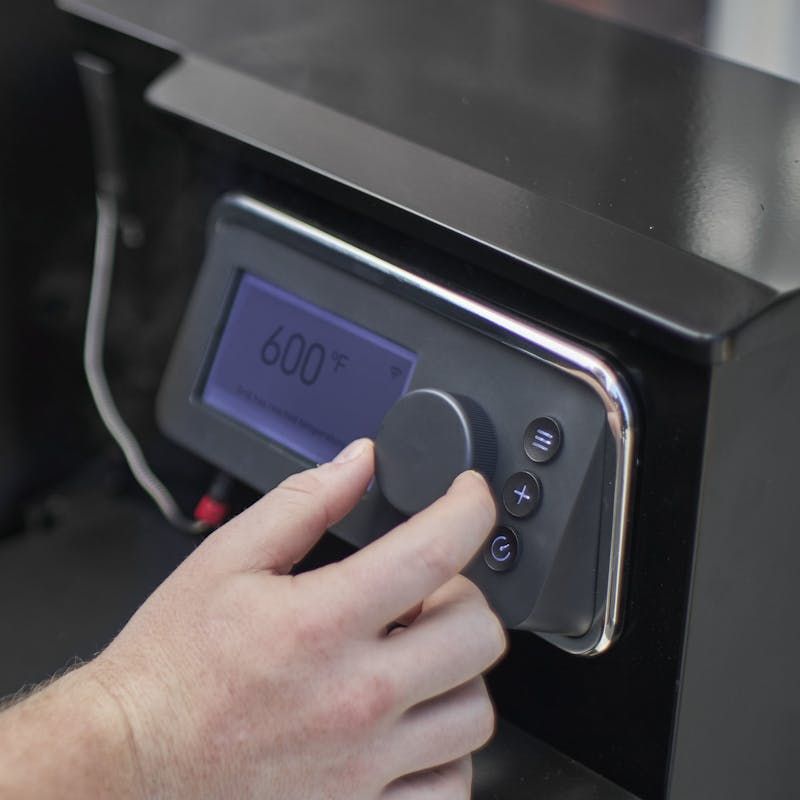 Parrilla a Pellet Smokefire EX6 - Weber Colombia - termometro digital