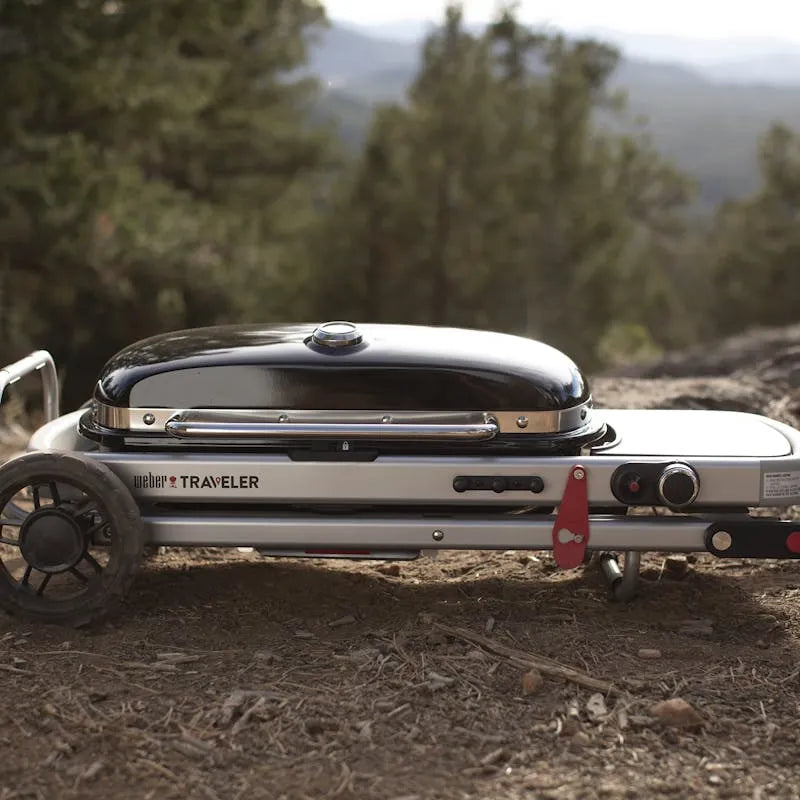 Asador Portátil de Gas Weber Travelercerrado