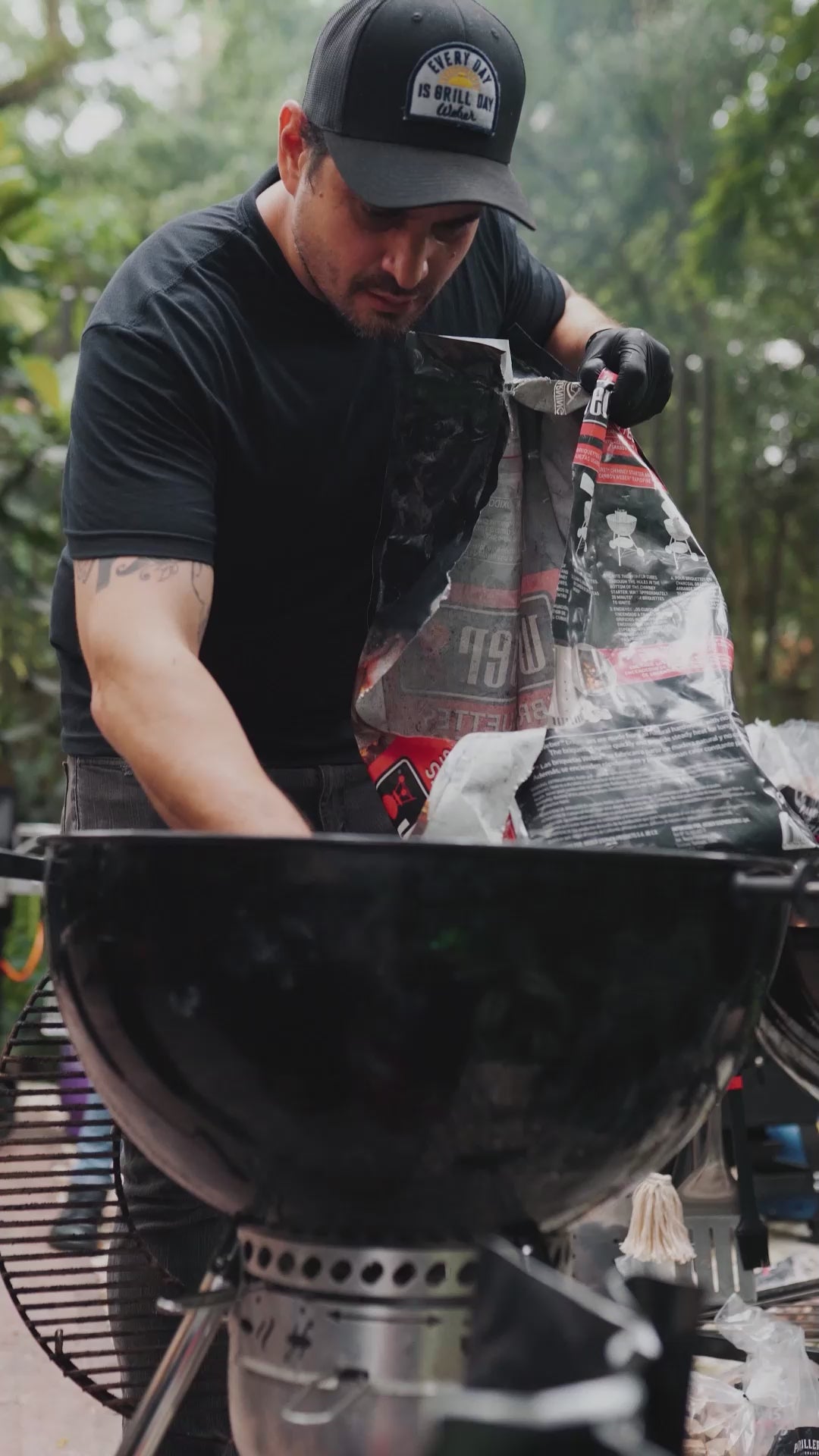 uso briquetas de carbon weber